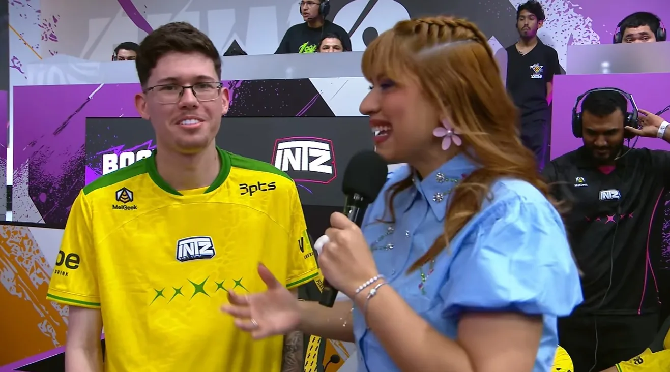 Jogador da INTZ entrevistado na transmissão