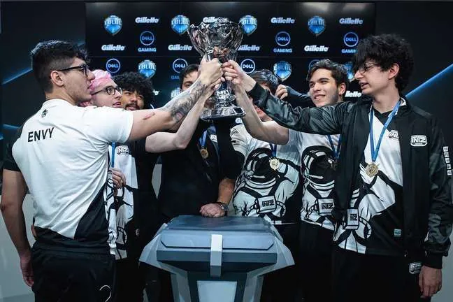 Troféu levantado